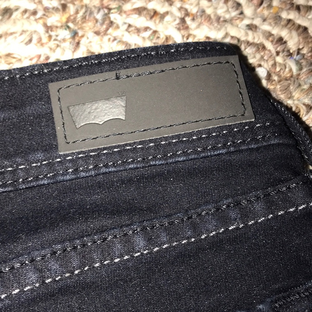 Levi’s Black Mid Rise Skinny Jeans - Picture 4 of 5